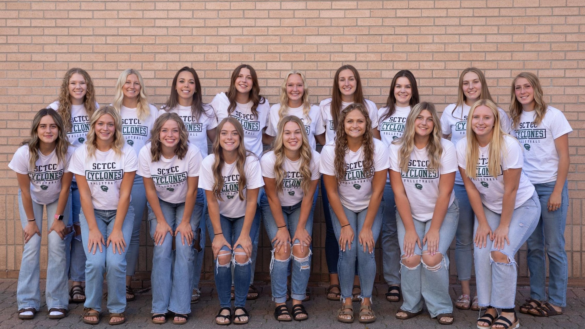 Cyclones Volleyball Open Season 4-0